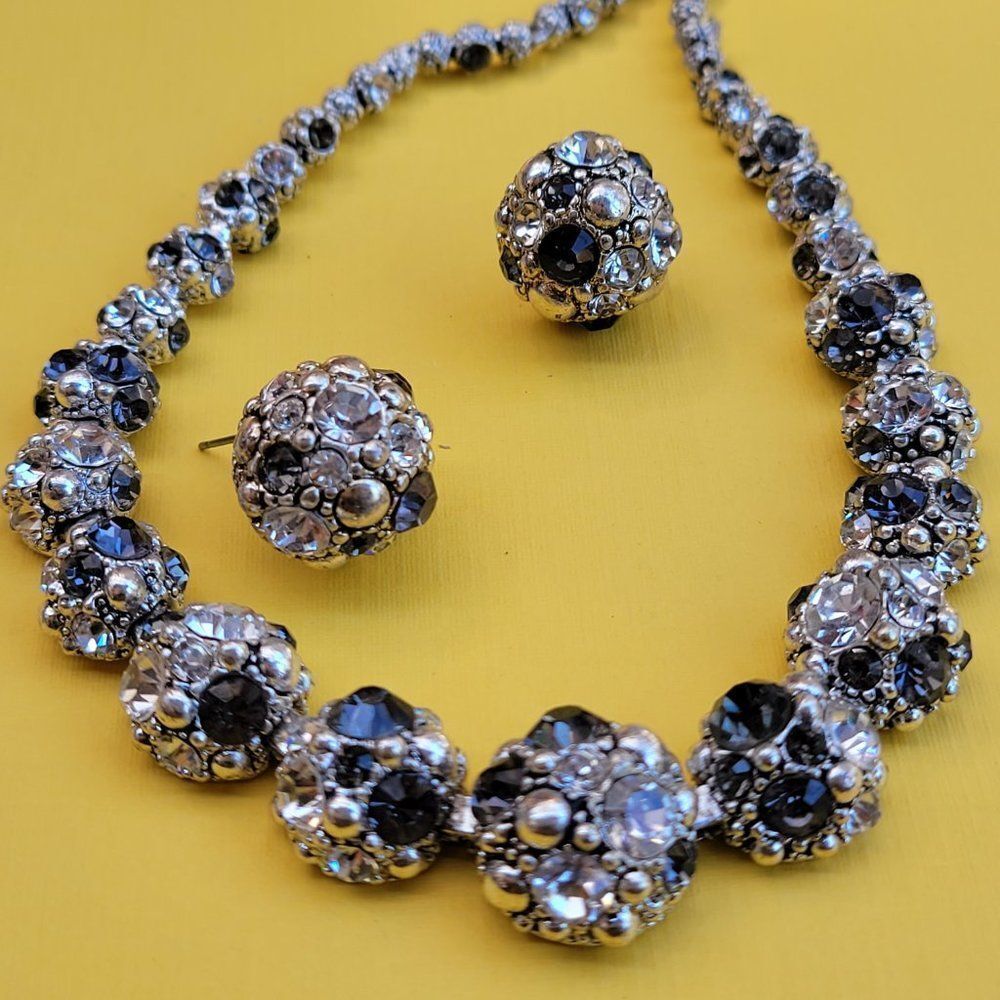 Silver Gray Collar Necklace with earrings